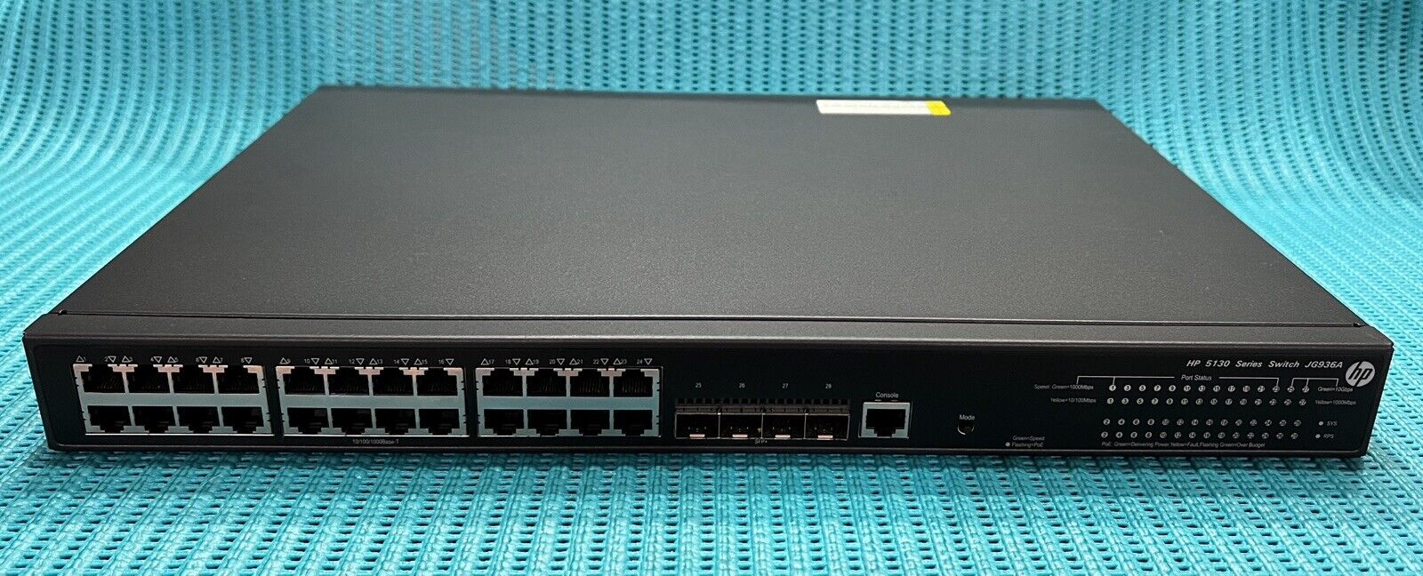 HP 5130-24G-PoE+-4SFP+ El Network switch . Open box.