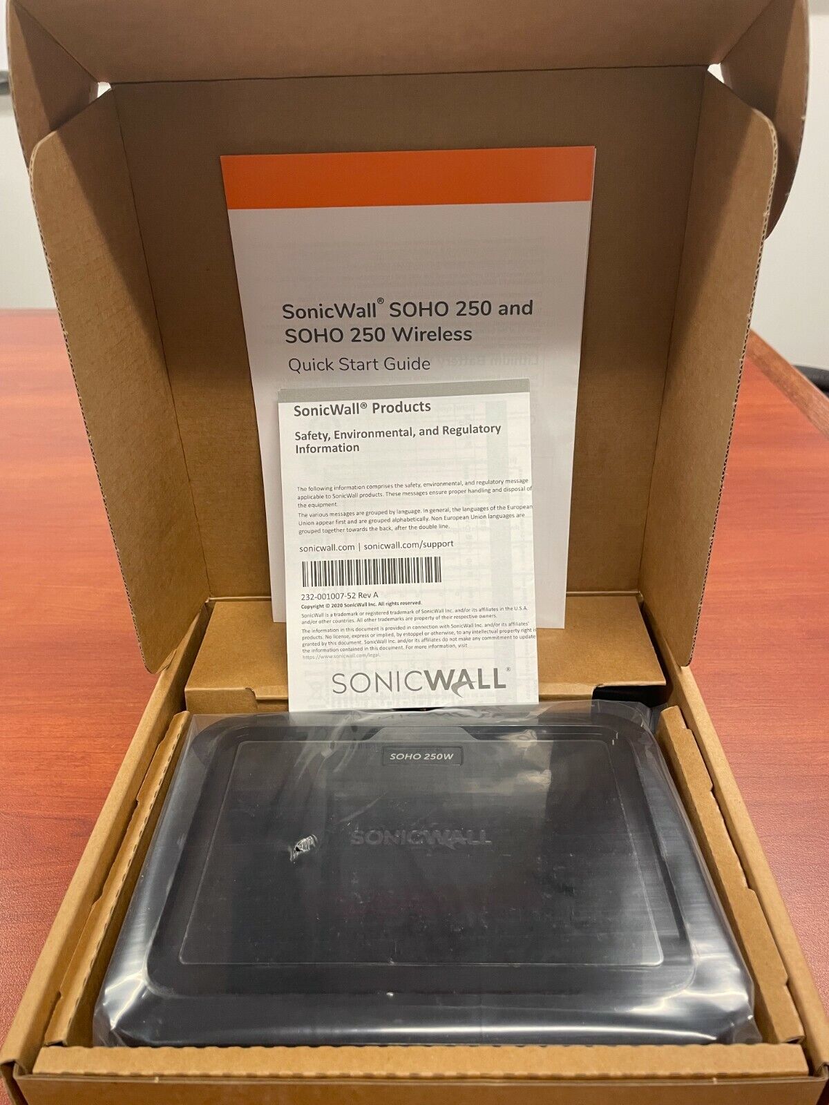*Open Box* (02-SSC-0940) SonicWall SOHO 250-Wireless 