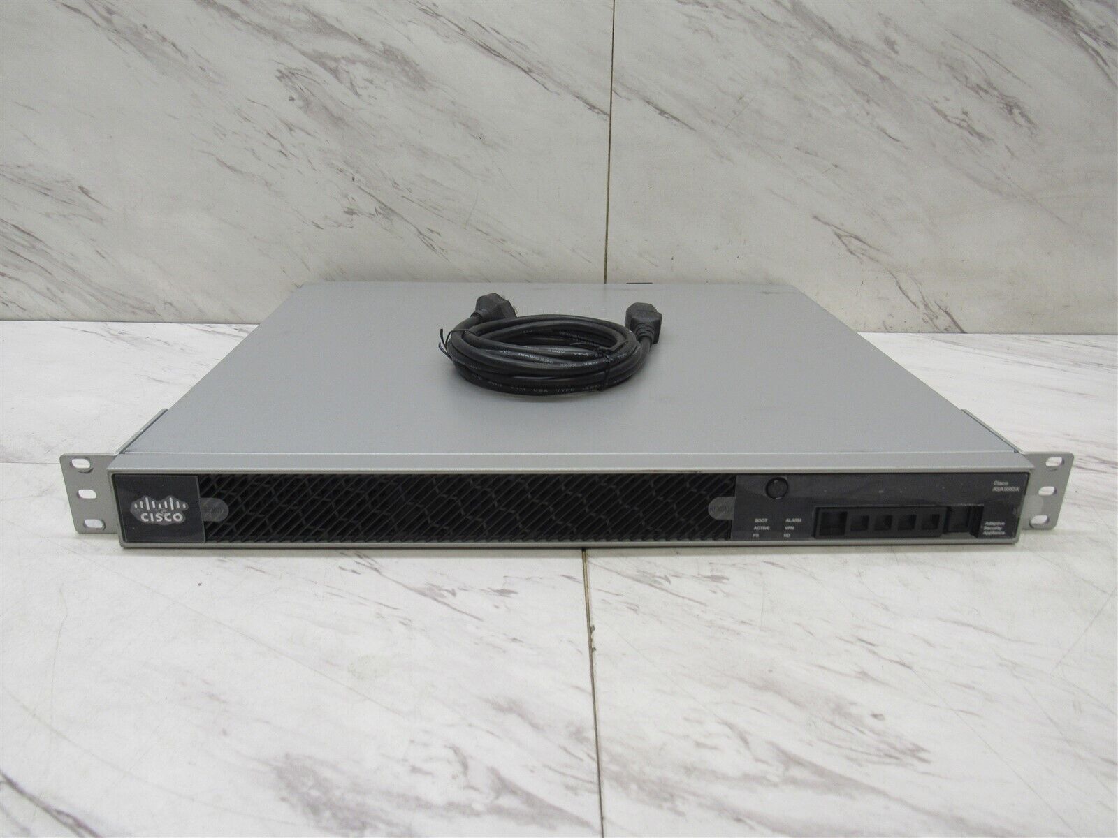 Genuine Cisco ASA5512 Series ASA5512-X Firewall Security Appliance w/ Power Cord