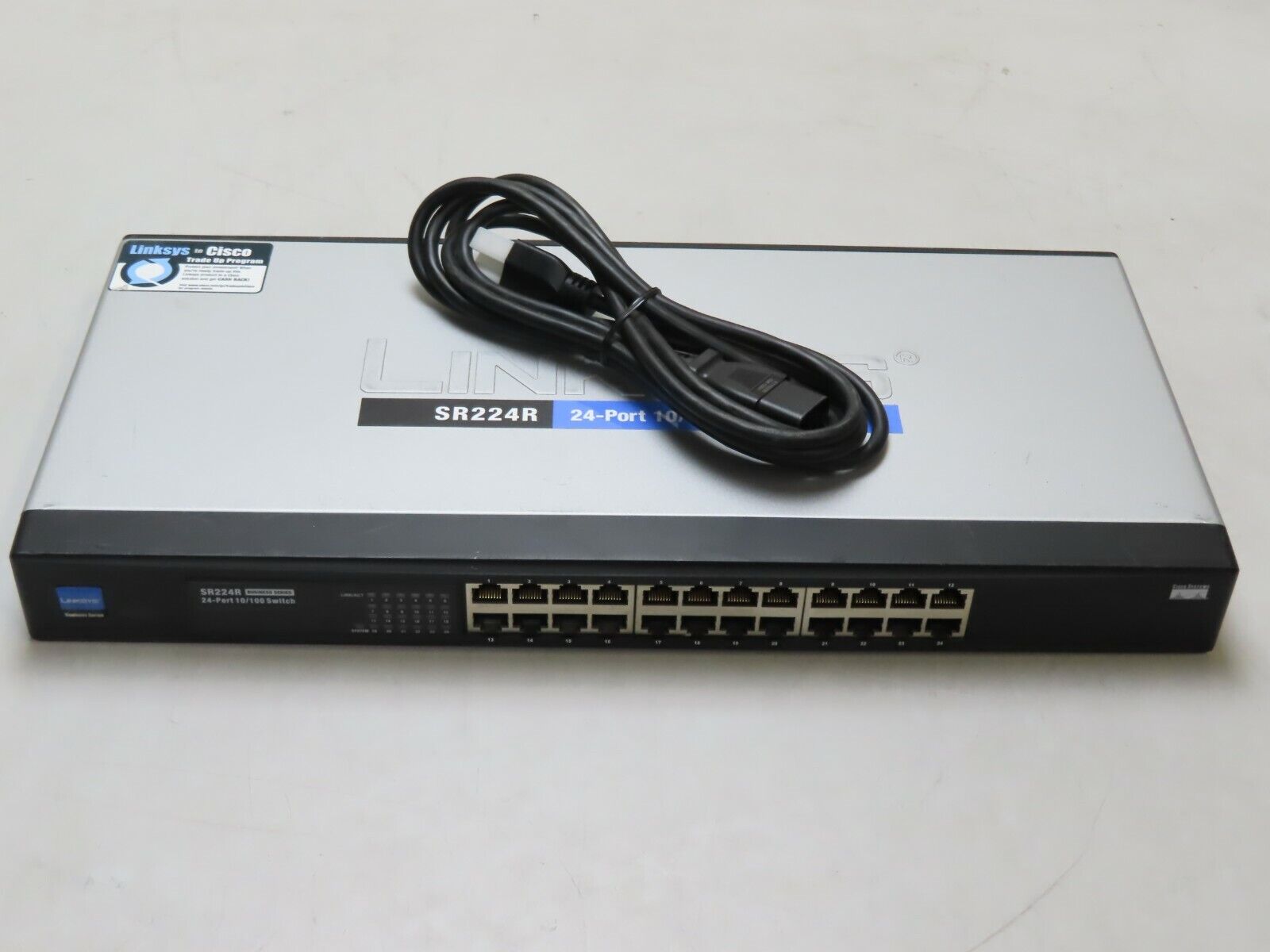 Cisco Linksys SR224R 24-Port 10/100 24-Port Switch