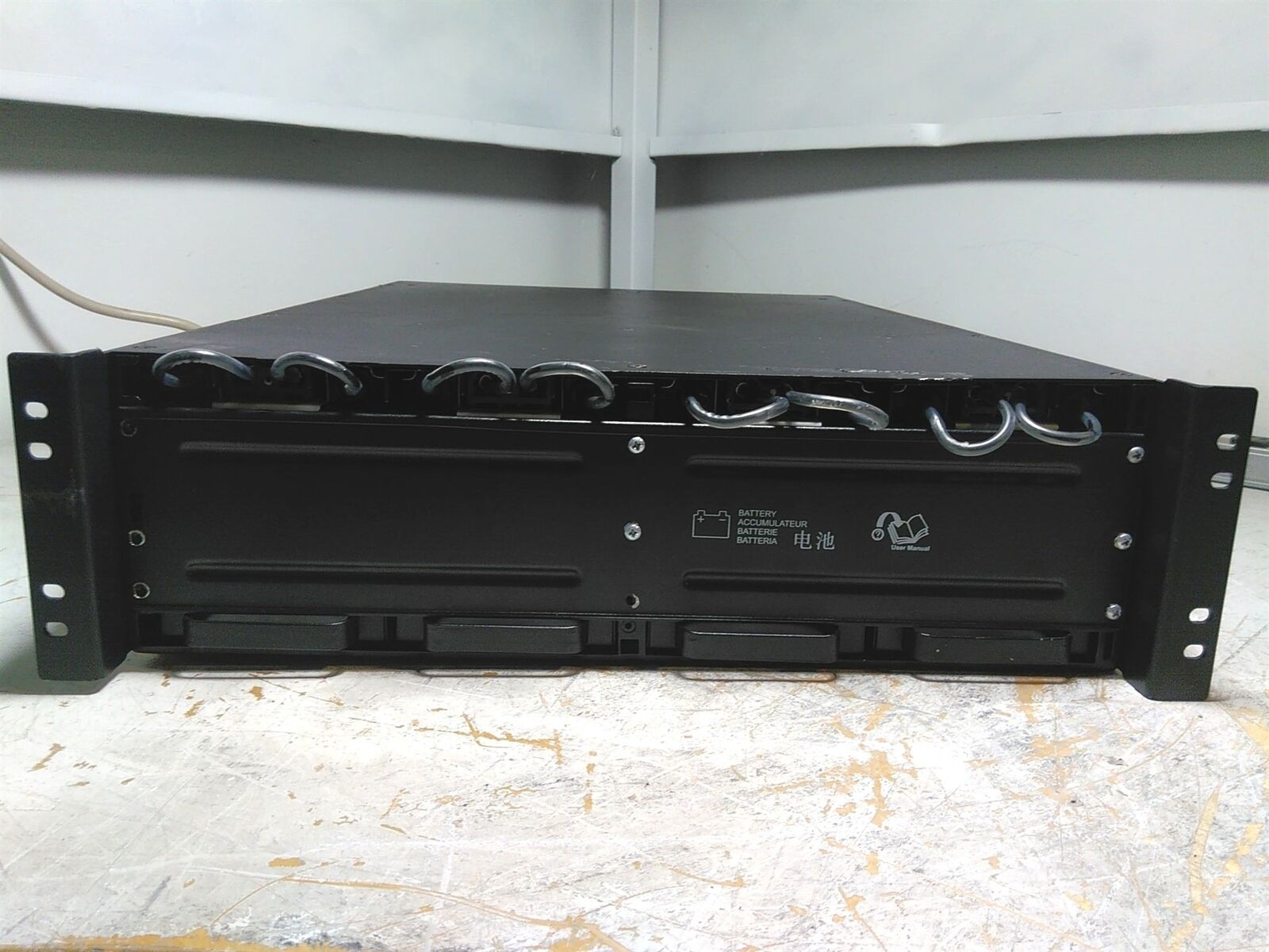 APC SURT192RMXLBP3U External Rackmount Battery Pack w/ Sleds No Batteries 