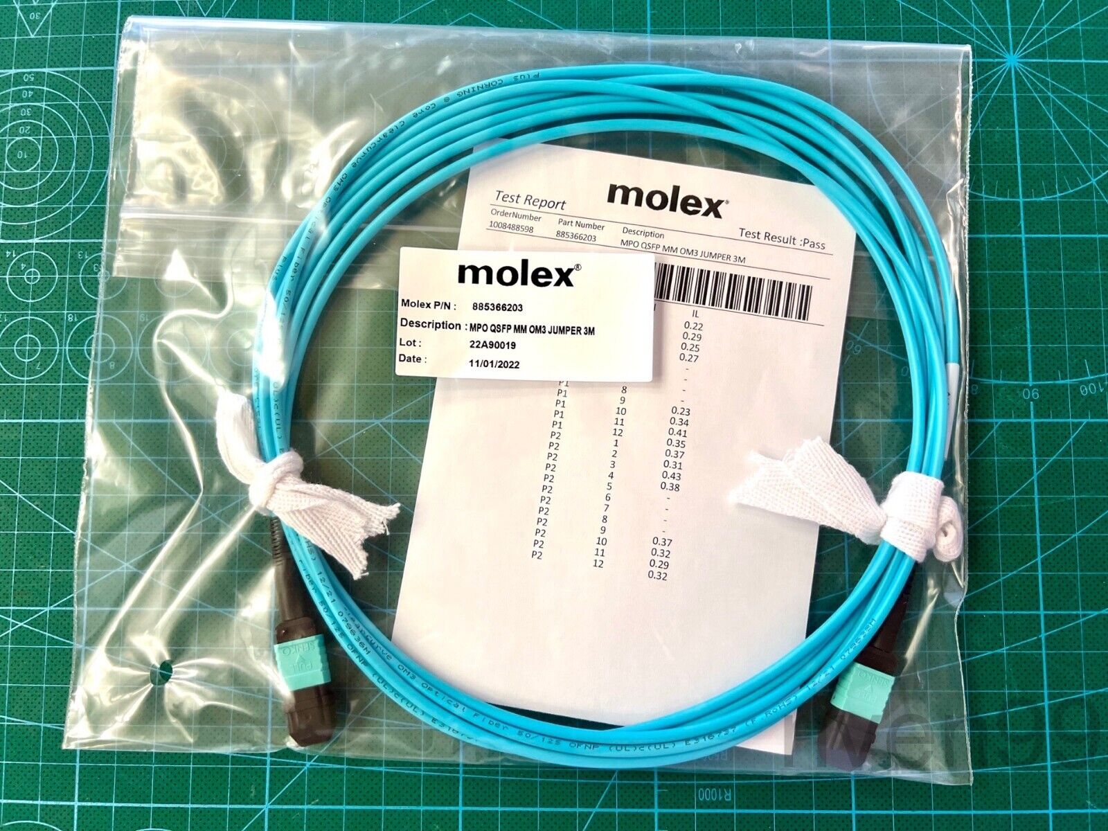 MOLEX QSFP MPO/MTP Female 8F Fiber Optic Trunk Patch Cable, Multimode OM3 Aqua