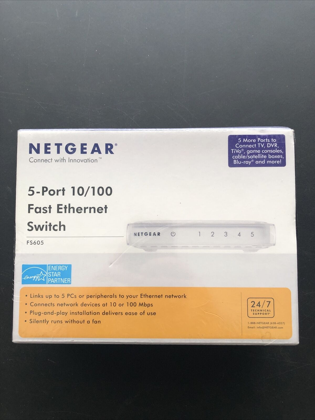 Netgear FS605NA 5-Port Fast Ethernet Switch 10/100 FS605 - G021
