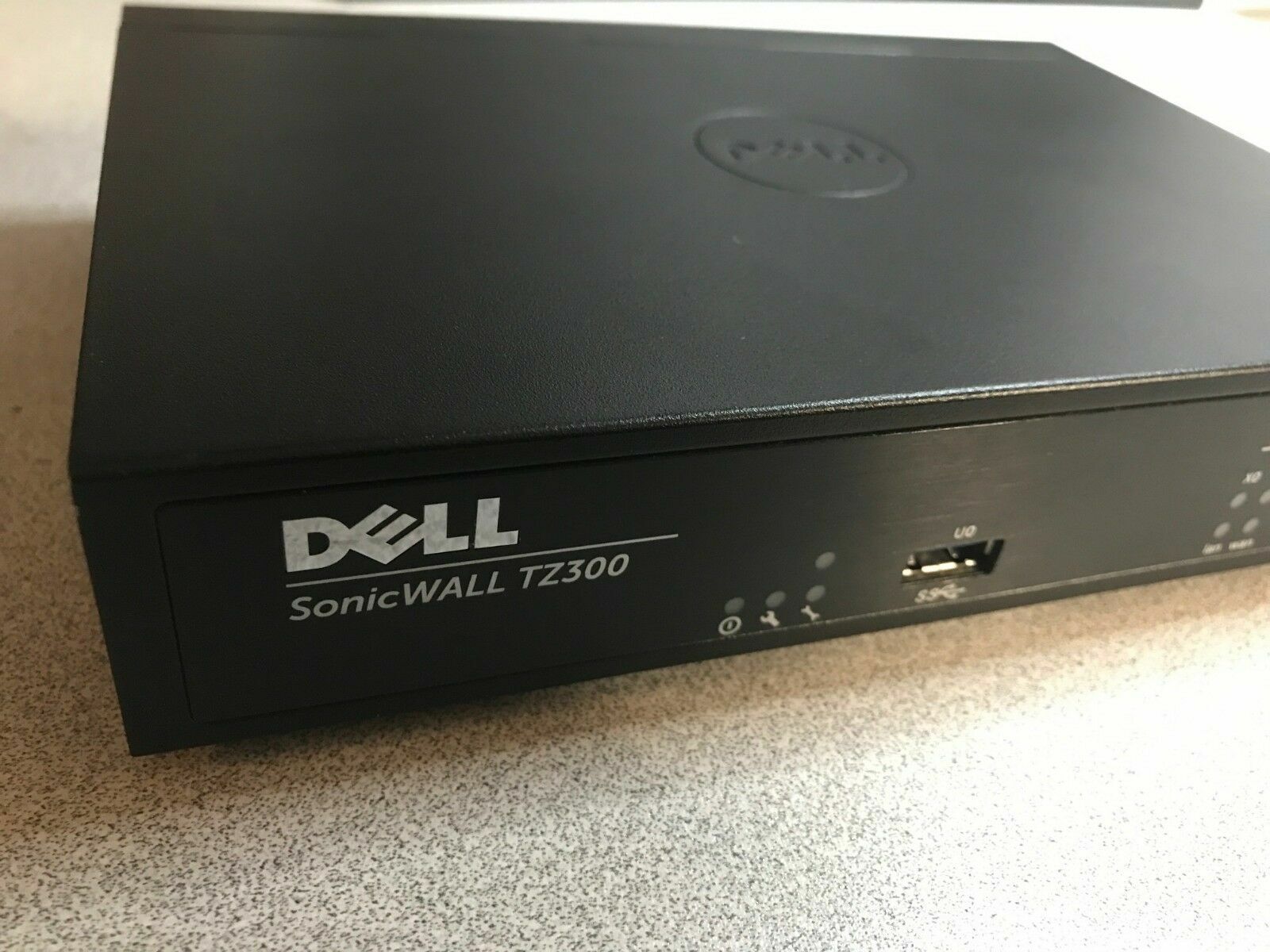 SonicWall TZ300 + EPIC LICENSE | AGSS to 2026 | Firmware 2029  | FAST SHIP