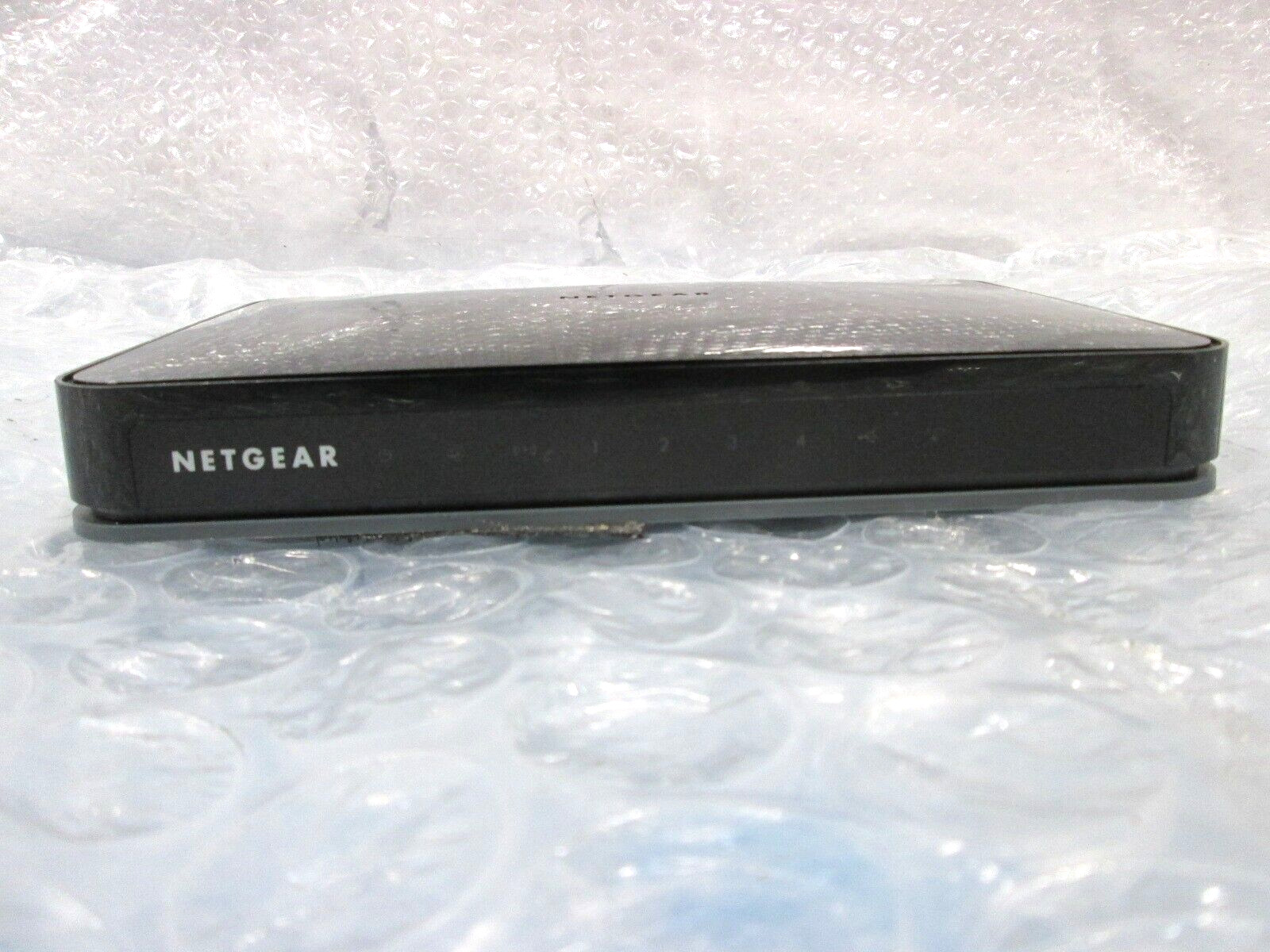 NETGEAR - WNDR3700v5 - N600 Wireless Dual Band Gigabit Router.
