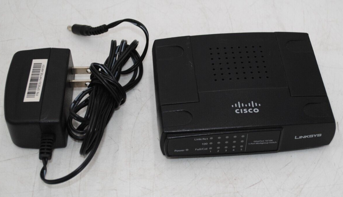 Linksys Cisco  5 Port Workgroup Switch EZXS55W ver 4.2, with adapter