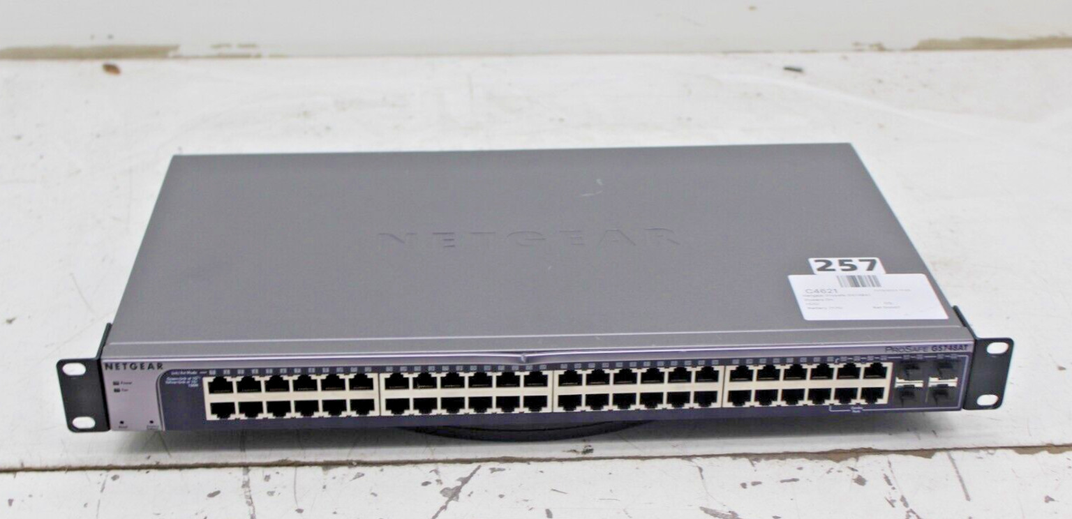 NetGear ProSafe GS748AT-100NAS 48-Ports 10/100/1000Mbps