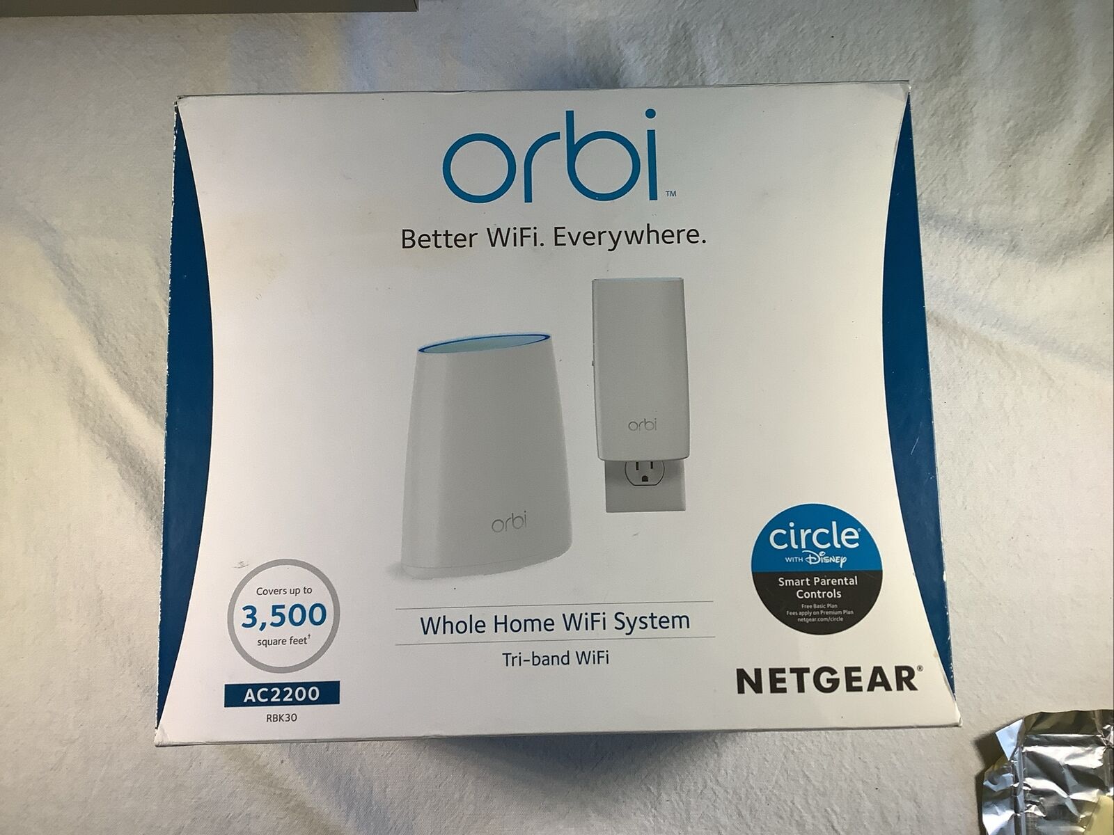 Netgear Orbi RBK30 AC2200 Tri-Band WiFi System (RBK30-100NAS)