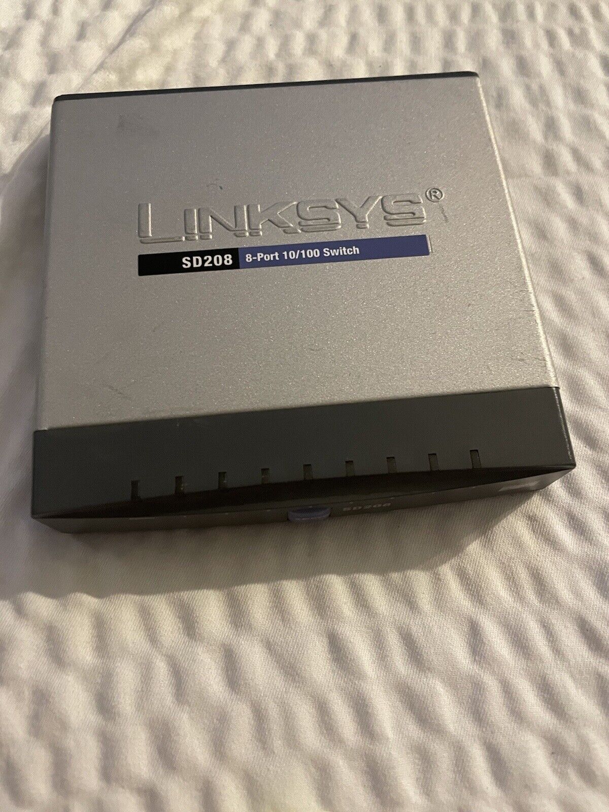 Linksys SD208 8-port 10/100 Switch No Power Adapter AS IS