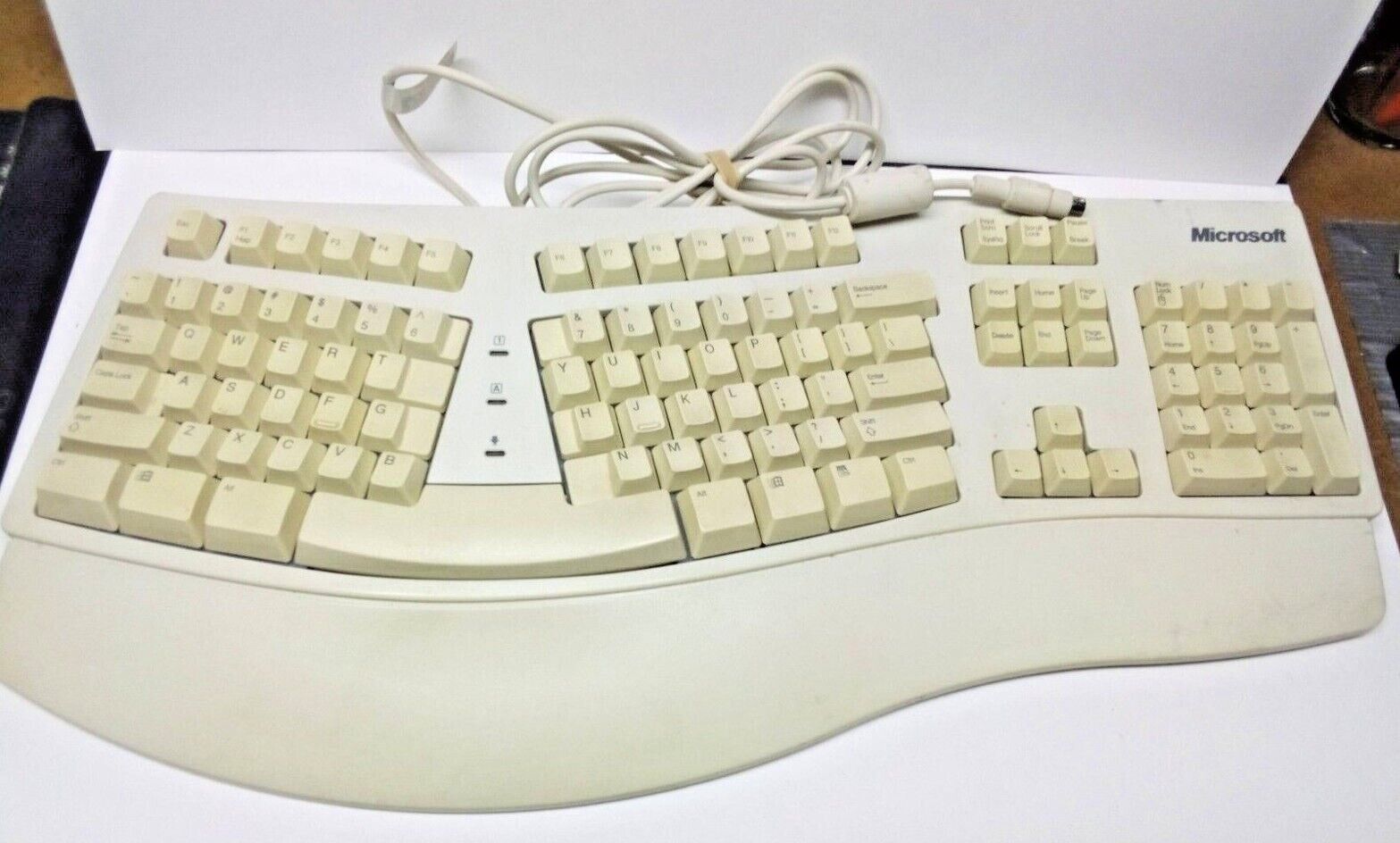 Vintage Microsoft Ergonomic PS/2 First Generation Natural Keyboard WIN 95 WORKS