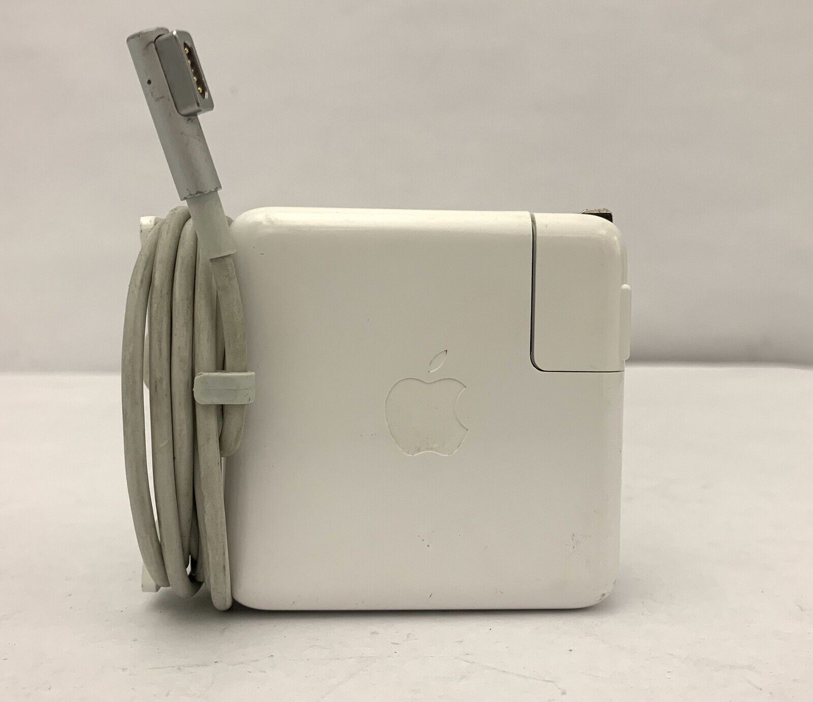 Original OEM Apple 60W Macbook Pro MagSafe AC Adapter Charger A1344 Tested