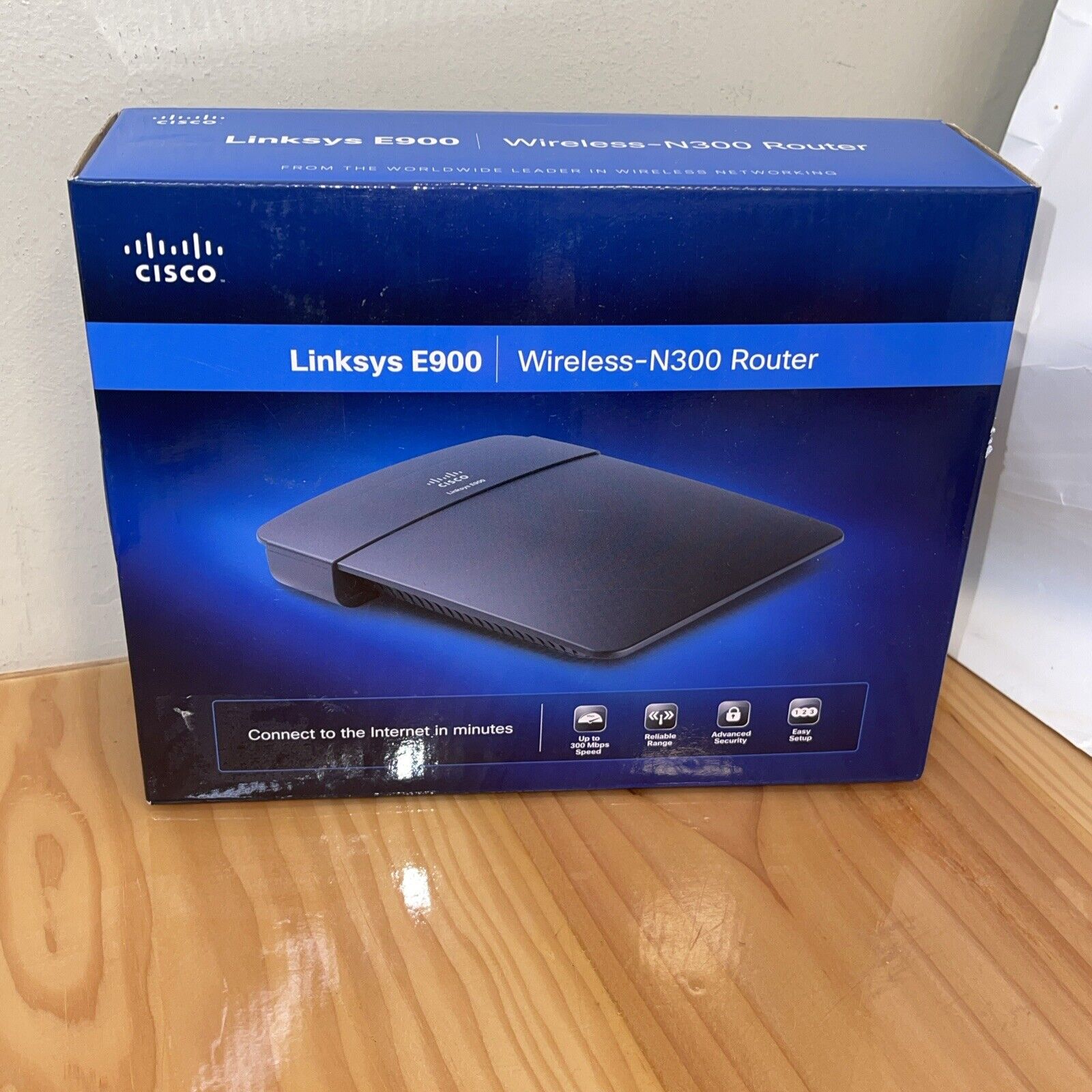 Linksys E900 Wireless N300 Router - Open Box - No Plug