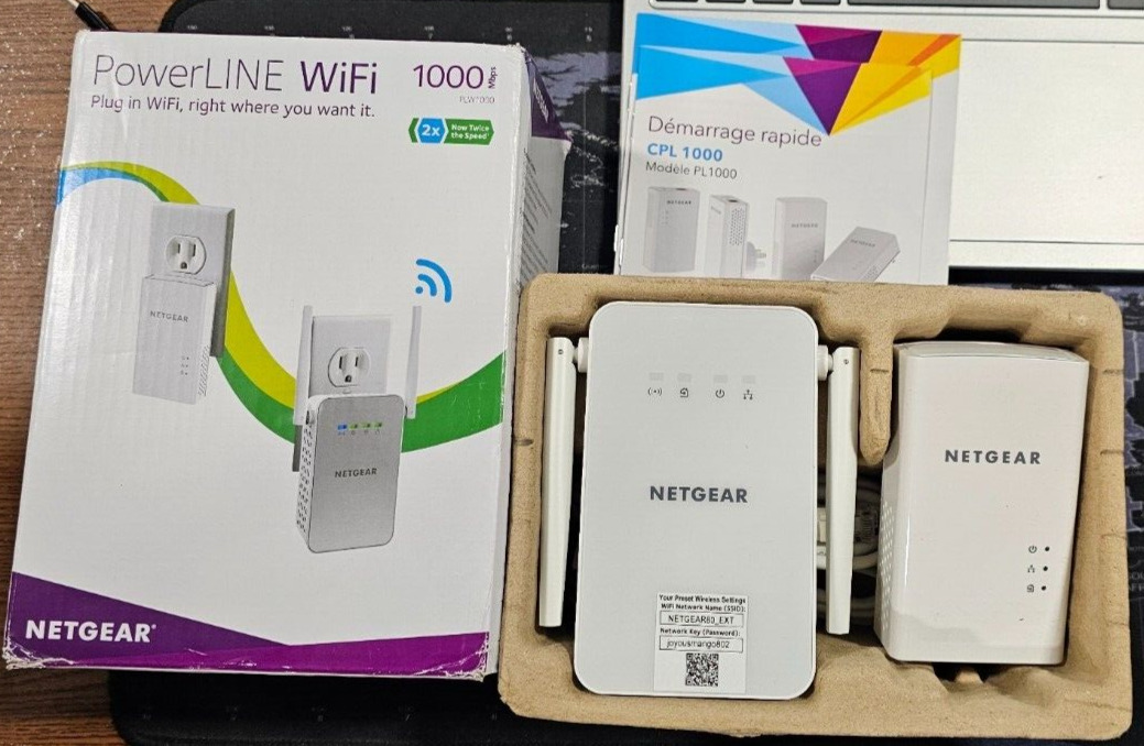 NETGEAR PowerLINE WiFi PLW1000 2.4GHz/5Ghz Access Point
