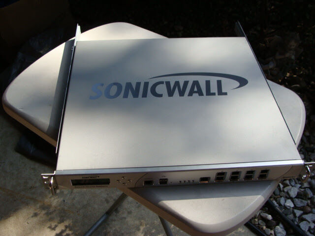 Sonicwall NSA E5500 Model 1RK12-050 C08058 Network Security Appliance