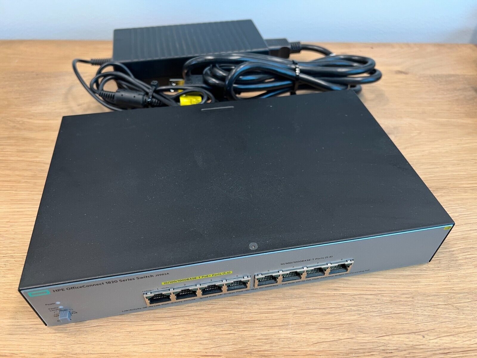 HP HPE OFFICECONNECT 1820 SERIES SWITCH J9982A 8 Ports, 4 PoE Ports