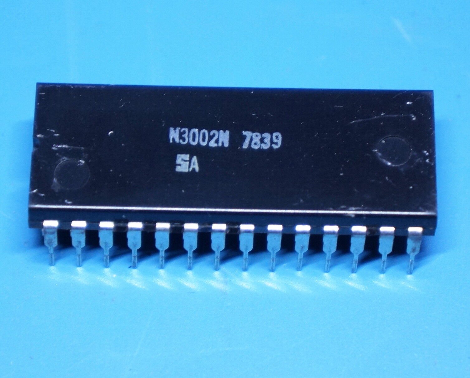 Signetics Rare N3002N 2-Bit Processor Vintage 1978 intel 3002