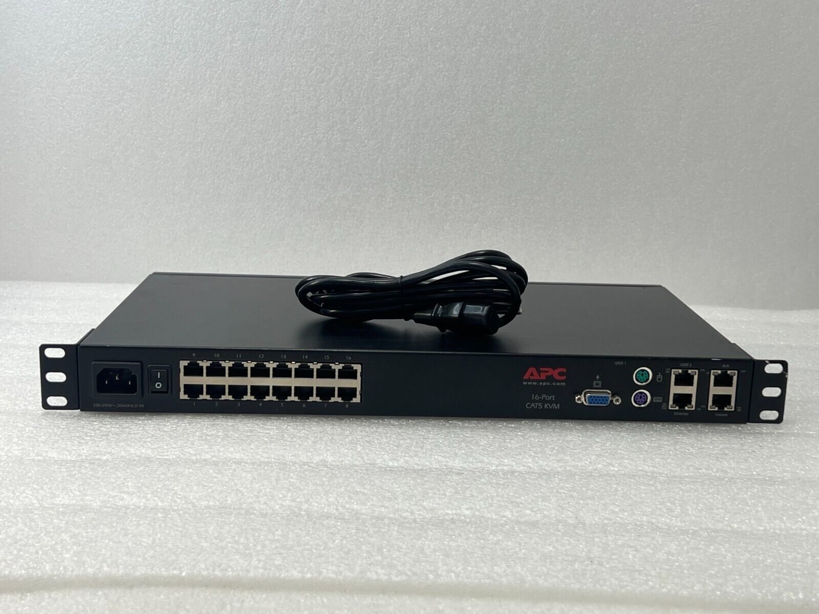 APC AP5401 16 port Analog CAT5 KVM Switch w/ PWR CORD INCLUDED  