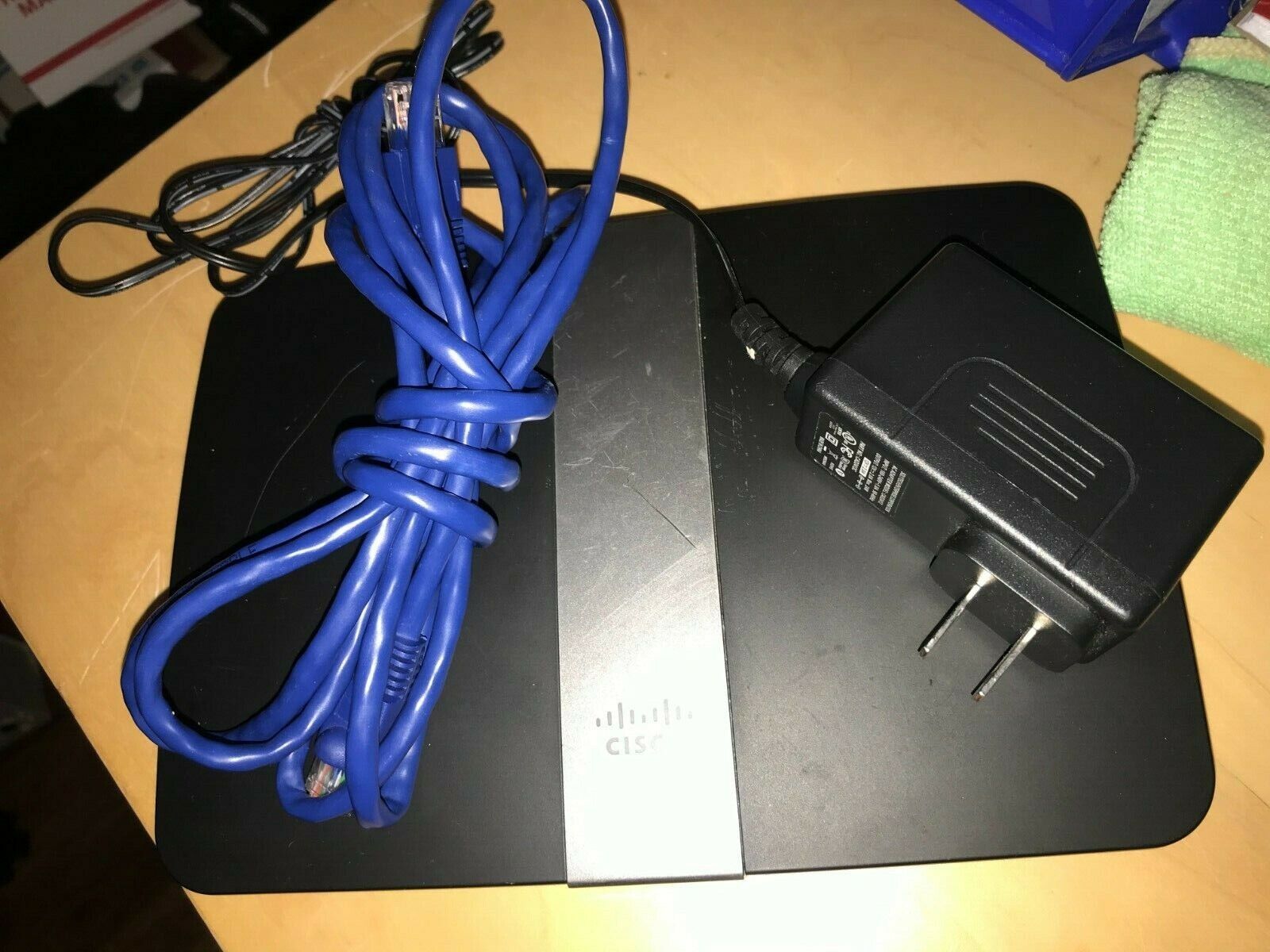USED- Cisco LINKSYS EA4500 N900 DUAL-BAND WI-FI ROUTER 