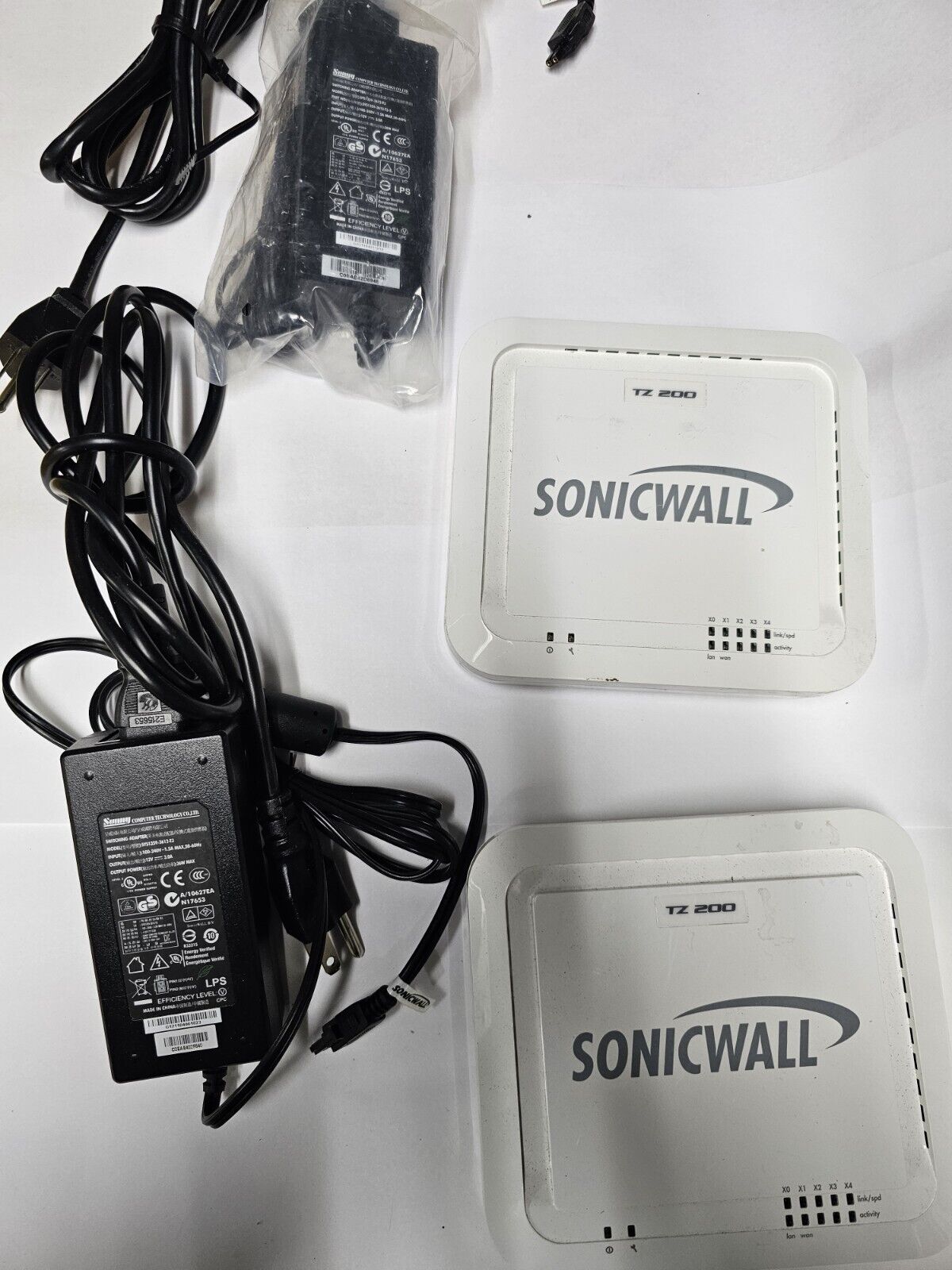 (2) Sonicwall TZ 200 Network Firewall Router L24-37 Tested and working.