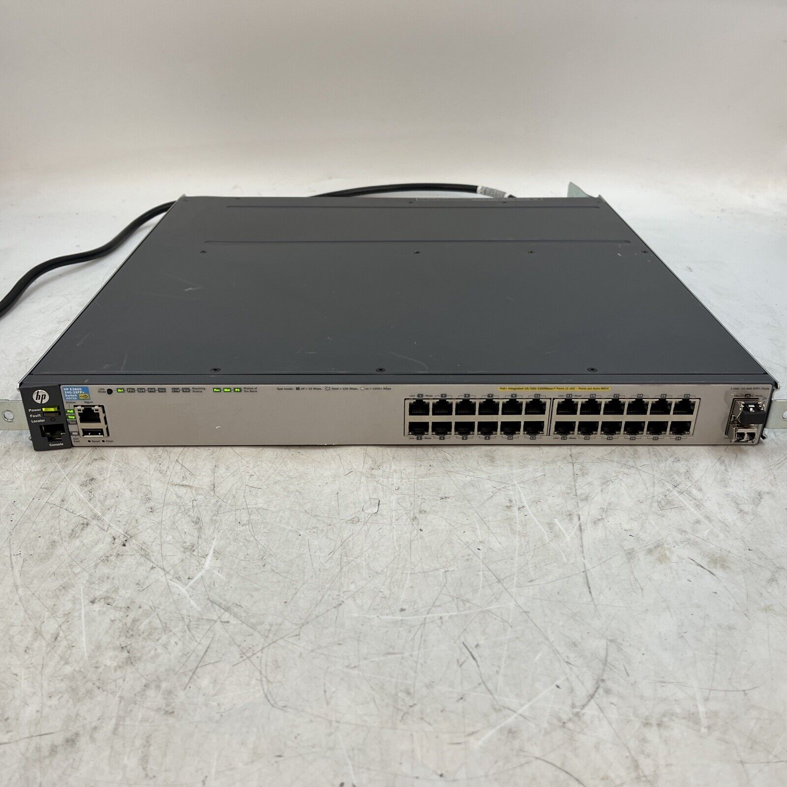 HP J9573A E3800-24G-2SFP+ Switch  1 x J9577A 4-port Stacking Module