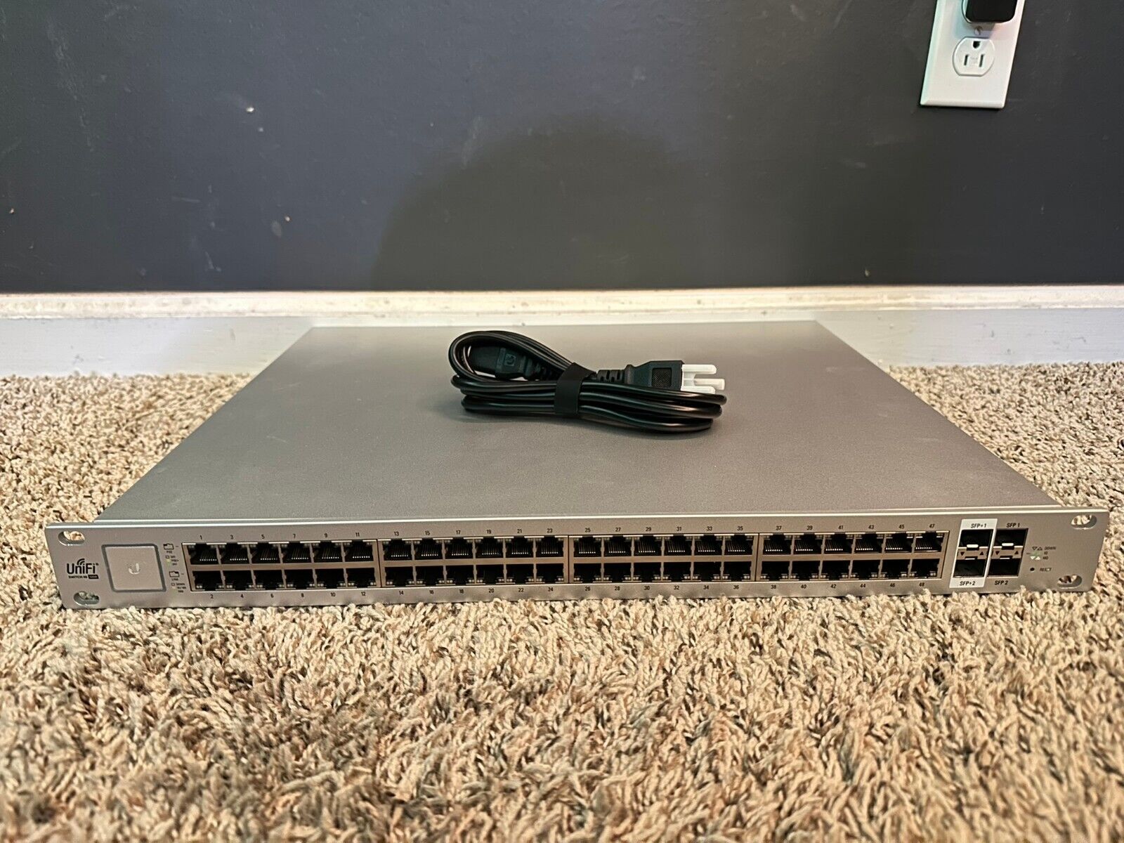 Ubiquiti Networks UniFi (US-48-500W) 48-Port Rack-Mountable Switch