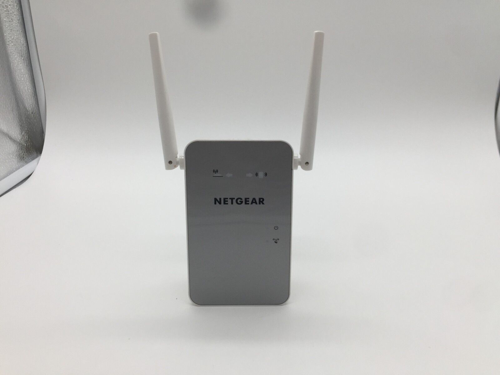 Netgear EX6150v2 AC1200 Wireless Dual Band WiFi Range Extender FREE S/H