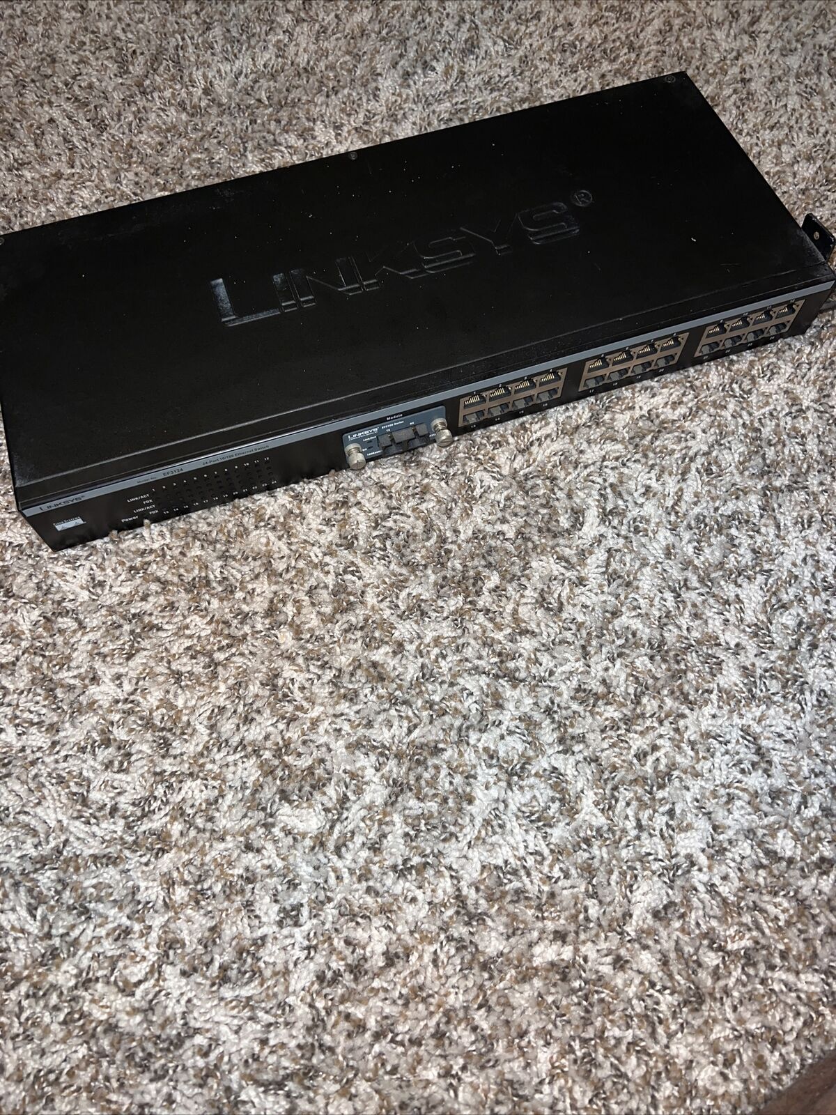 Linksys 3124 24-Port 10/100 Ethernet Switch