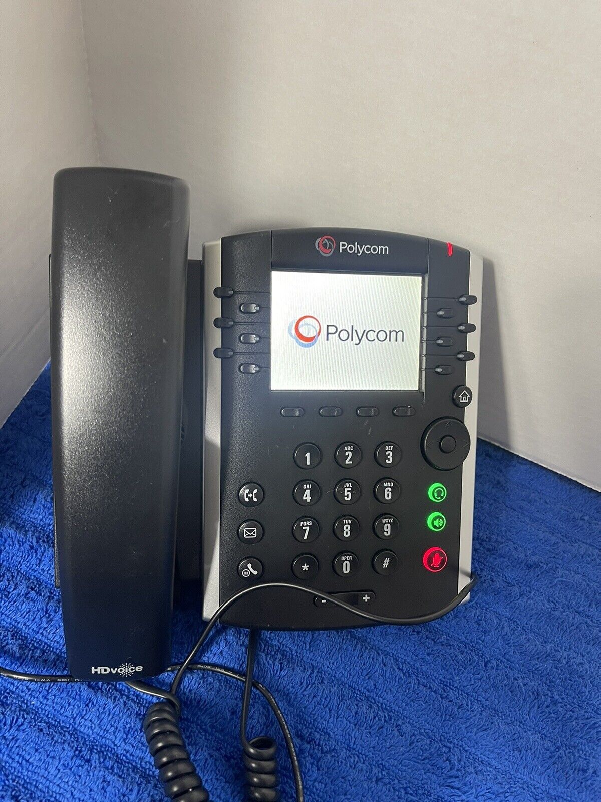 Polycom VVX 411 Gigabit PoE 12-line IP Phone - Black