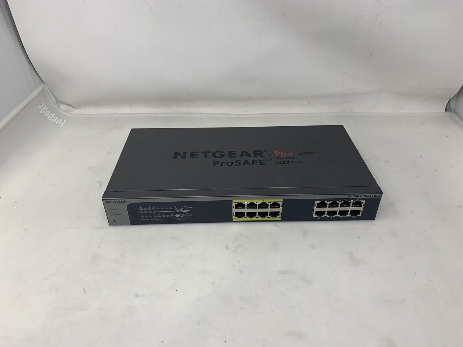 Netgear JGS516PE ProSafe Plus Switch, 16 Gigabit Ports with PoE 32824F7