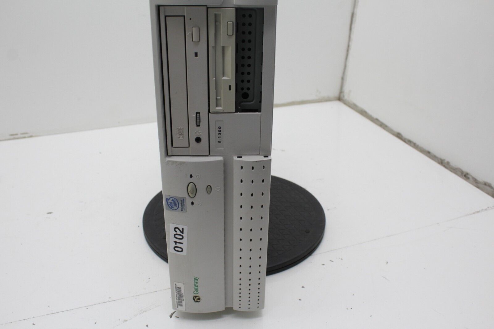 Gateway NLX E1200-366C Desktop Computer Intel Celeron 366MHz 96MB Ram No HDD