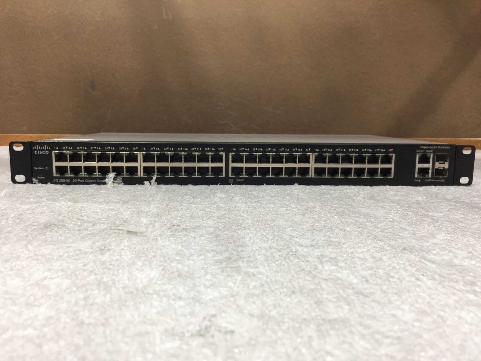 Cisco SG200-50 50-Port Gigabit PoE Smart Network Ethernet Switch, Reset