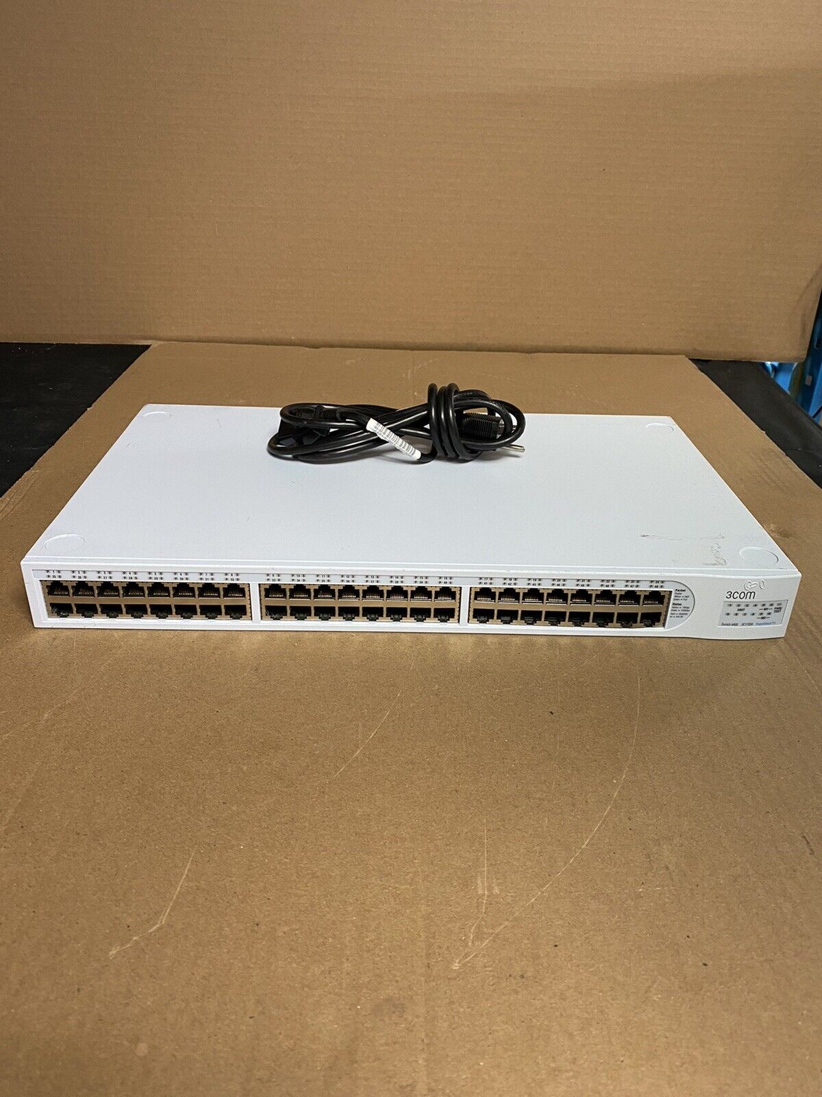 3COM NETWORK SWITCH 4400 3C17204 SuperStack 3 48-Port Ethernet 10/100