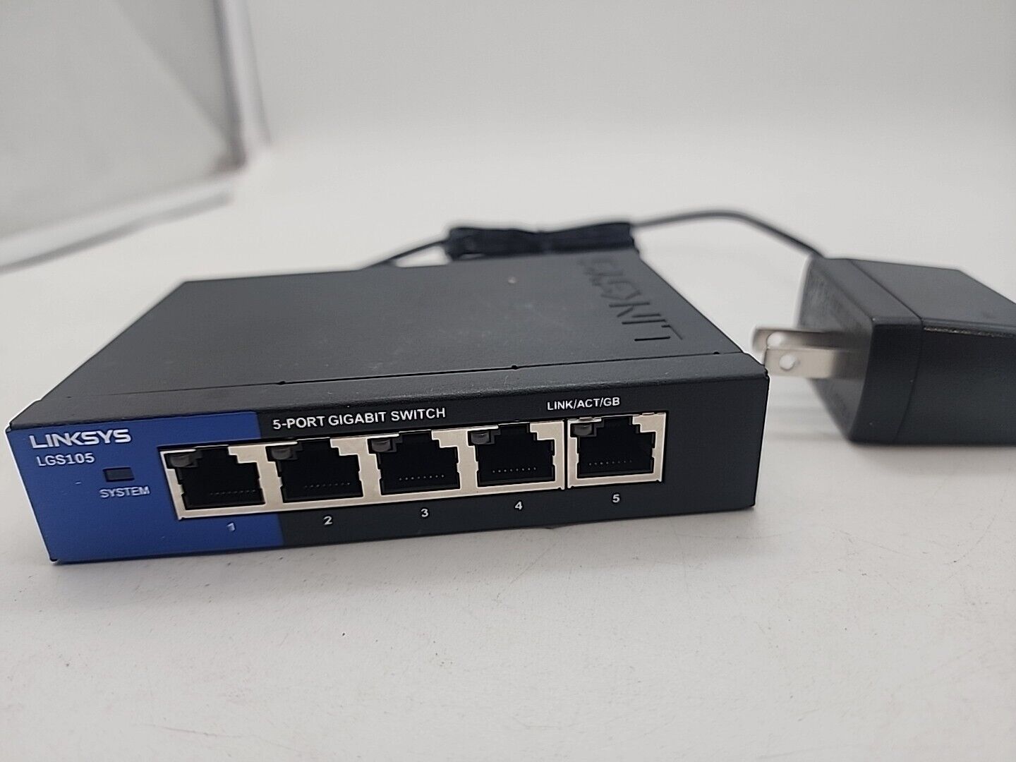 Linksys LGS105V2 5-Port Business Gigabit Switch With Power Cord