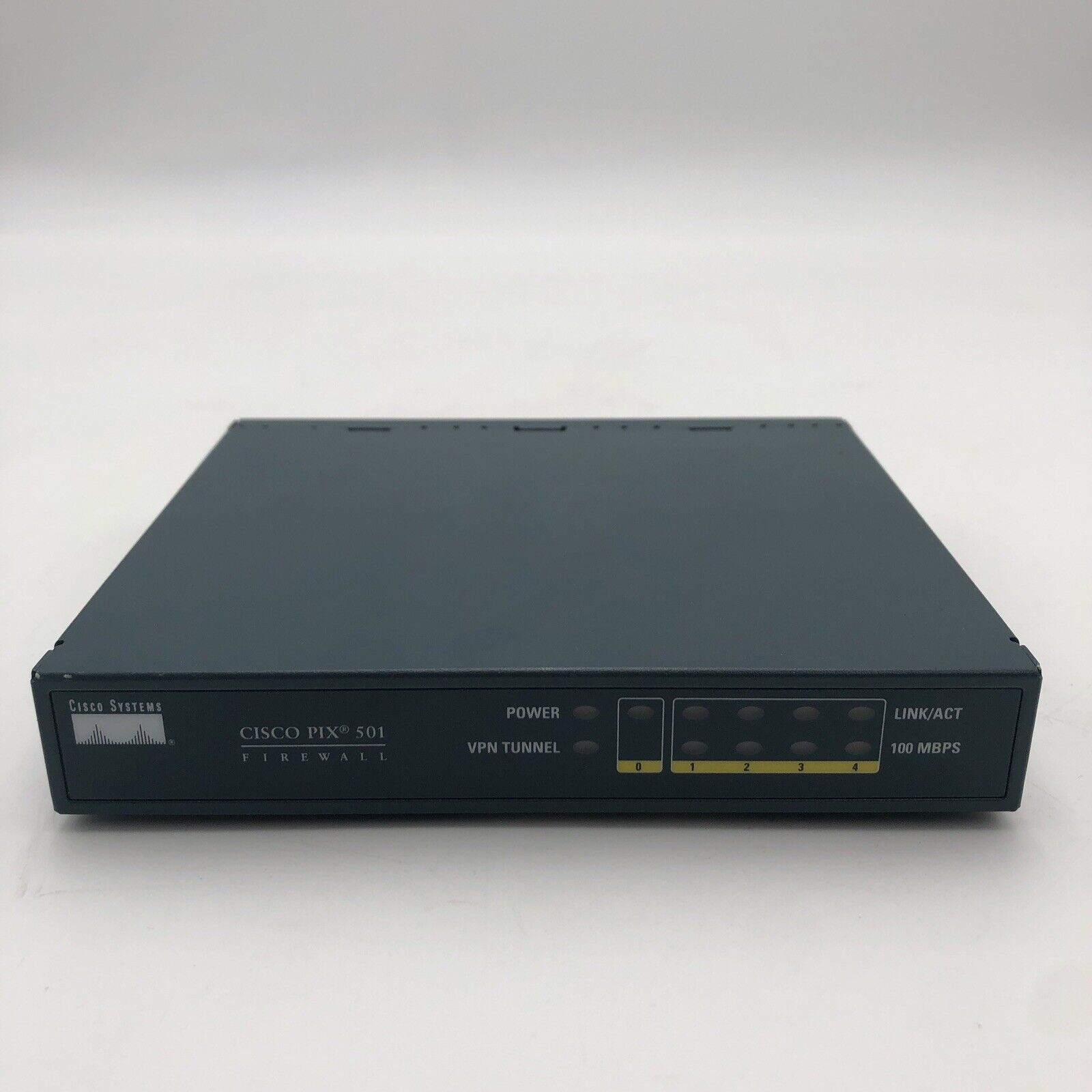 Cisco Systems PIX 501 Firewall VPN Security Networking. USED