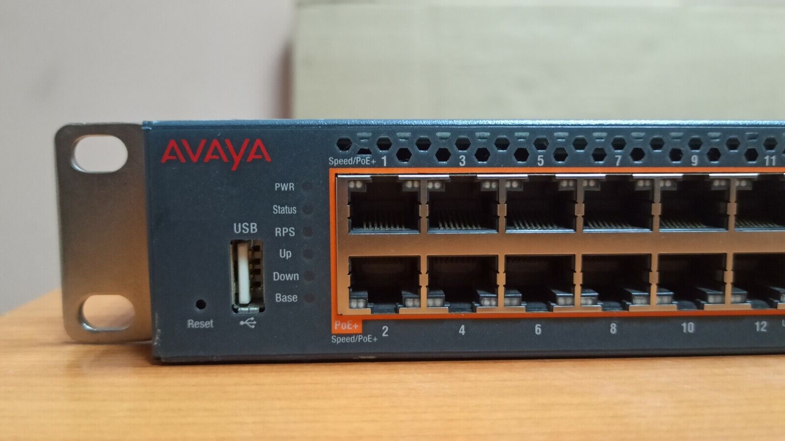 AVAYA AL4900A04-E6 4950GTS-PWR+ 4900 SERIES EXTREME ETHERNET ROUTING SWITCH