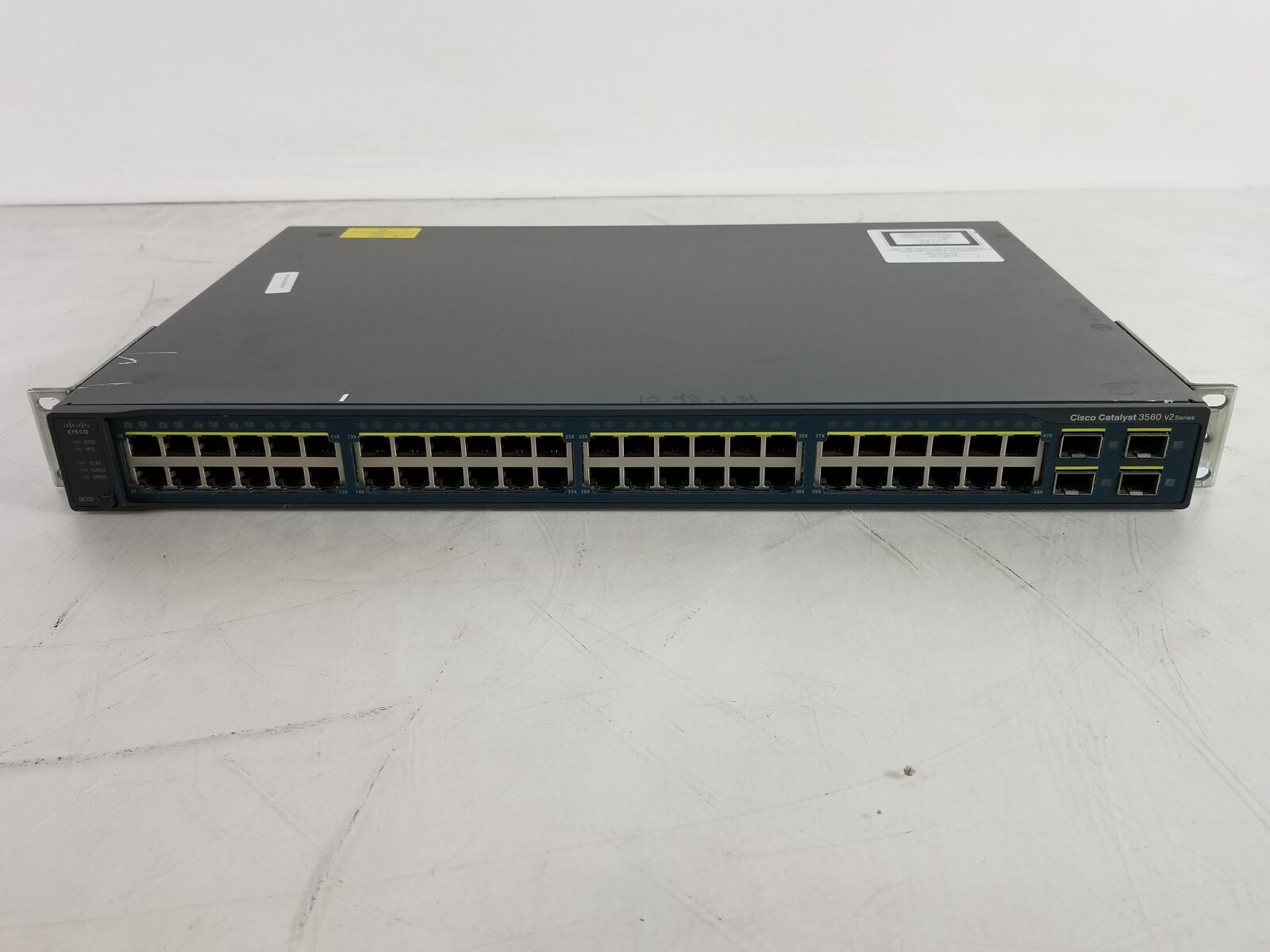 Cisco Catalyst 3560 v2 WS-C3560V2-48TS-S 48-Port Fast Managed Ethernet Switch