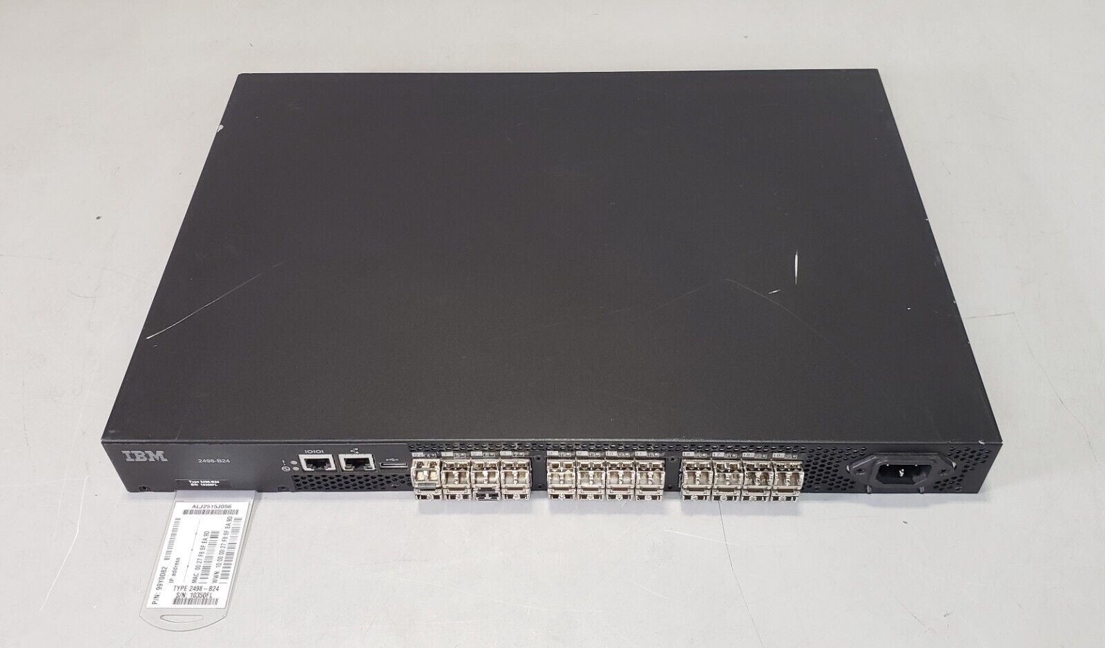 IBM 2498-B24/24E  24-Port 8GB SFP+ Managed Network Switch