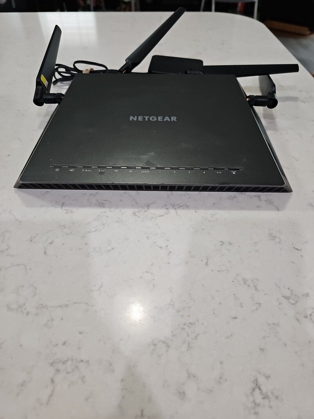 Netgear R7500v2 Nighthawk X4 AC2350 Dual Band Smart Wi-Fi Router w/ Adapter