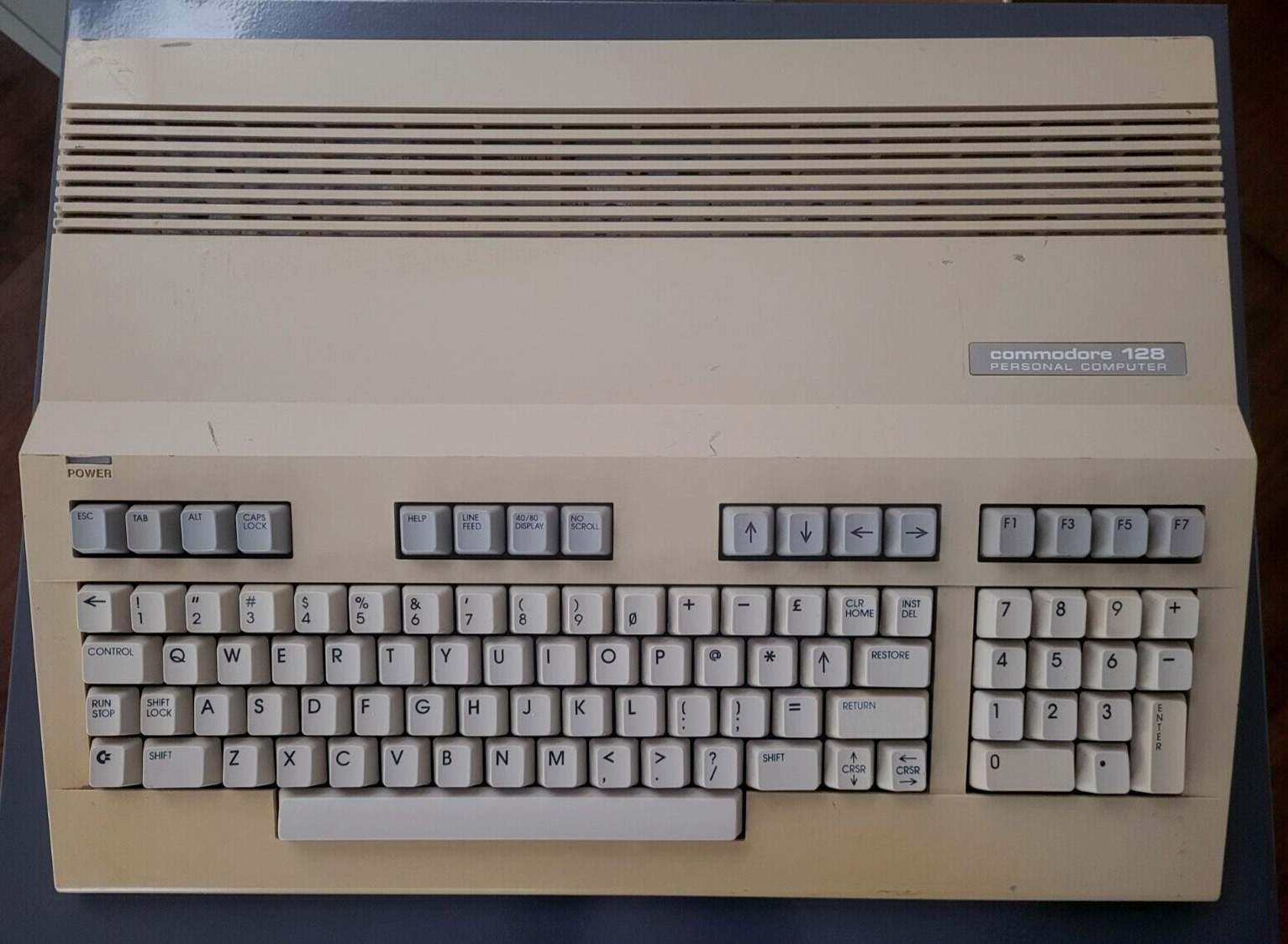 Commodore 128 Personal Computer - Powers On and Boots Normal in C64 and C128 Mod