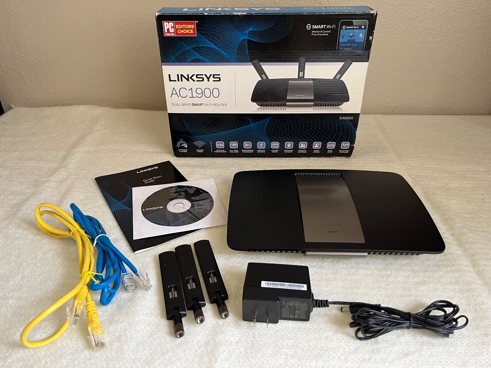 Linksys EA6900 AC1900 Smart WiFi Dual-Band Router **COMES WITH EVERYTHING**