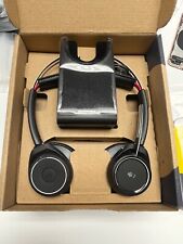 ***NEW*** Plantronics Voyager B825 Focus UC Wireless Headset w/ Charging Stand picture