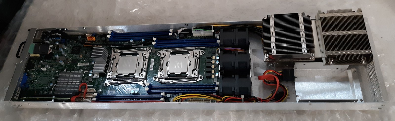 BOXX B157552 SuperMicro X10DRT-L 2x Intel 2630V4 NO RAM SSD Top Cover Server