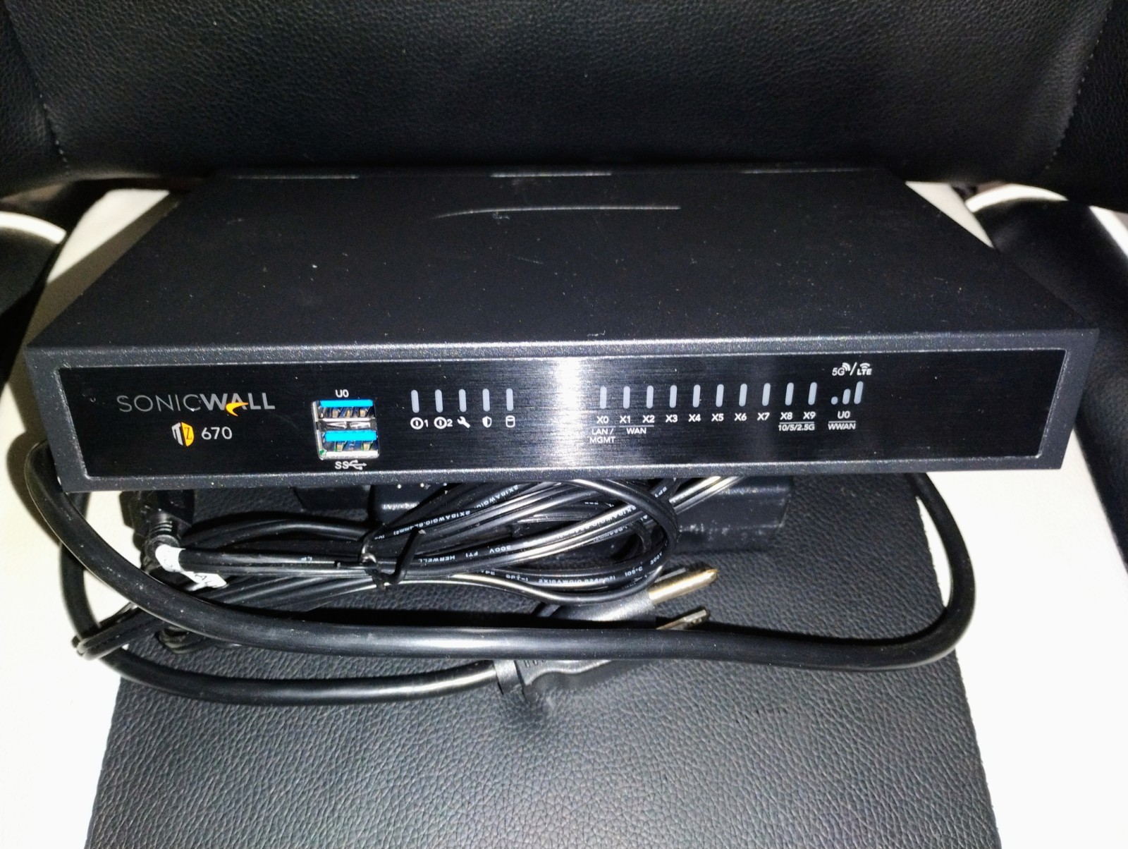 SonicWALL TZ670 Firewall Security Appliance 