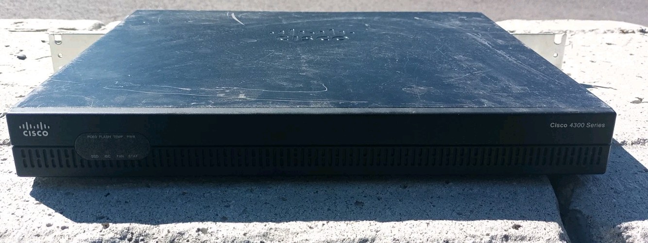 Cisco 4300 Series ISR4321/K9 Integrated Services Router