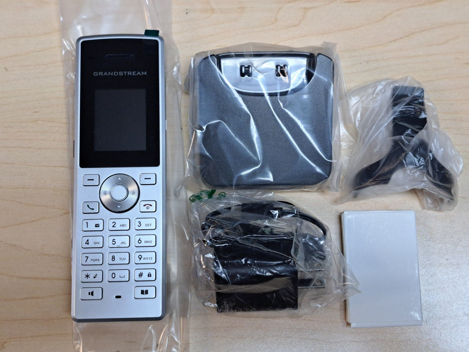 Grandstream WP810 Portable Cordless Wi-Fi IP Phone