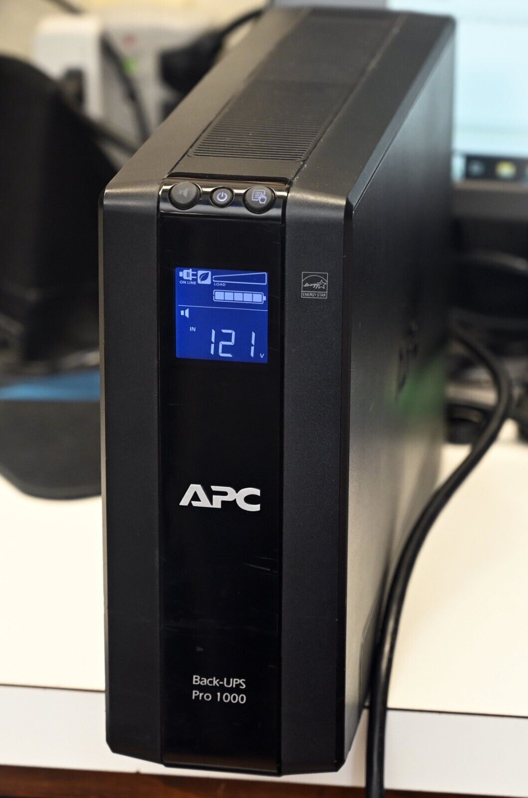 APC BACK-UPS PRO 1000 8 Outlets UPS BR1000G with Battery WORKING TESTED