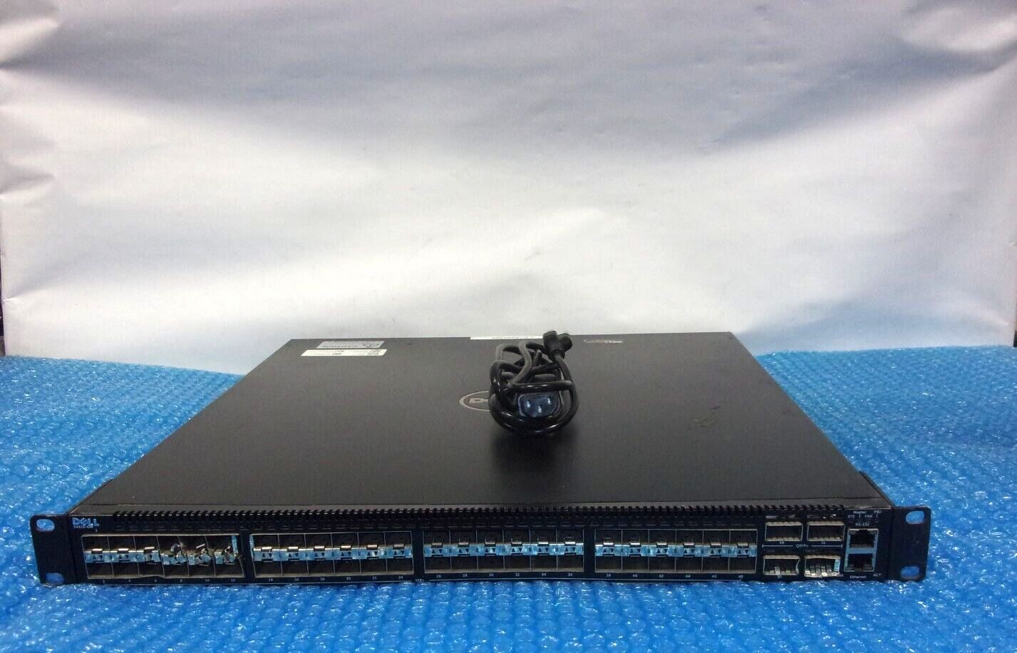 Dell Force 10 S4810P 48-Port SFP+ & 4-Port QSFP+ Network Switch
