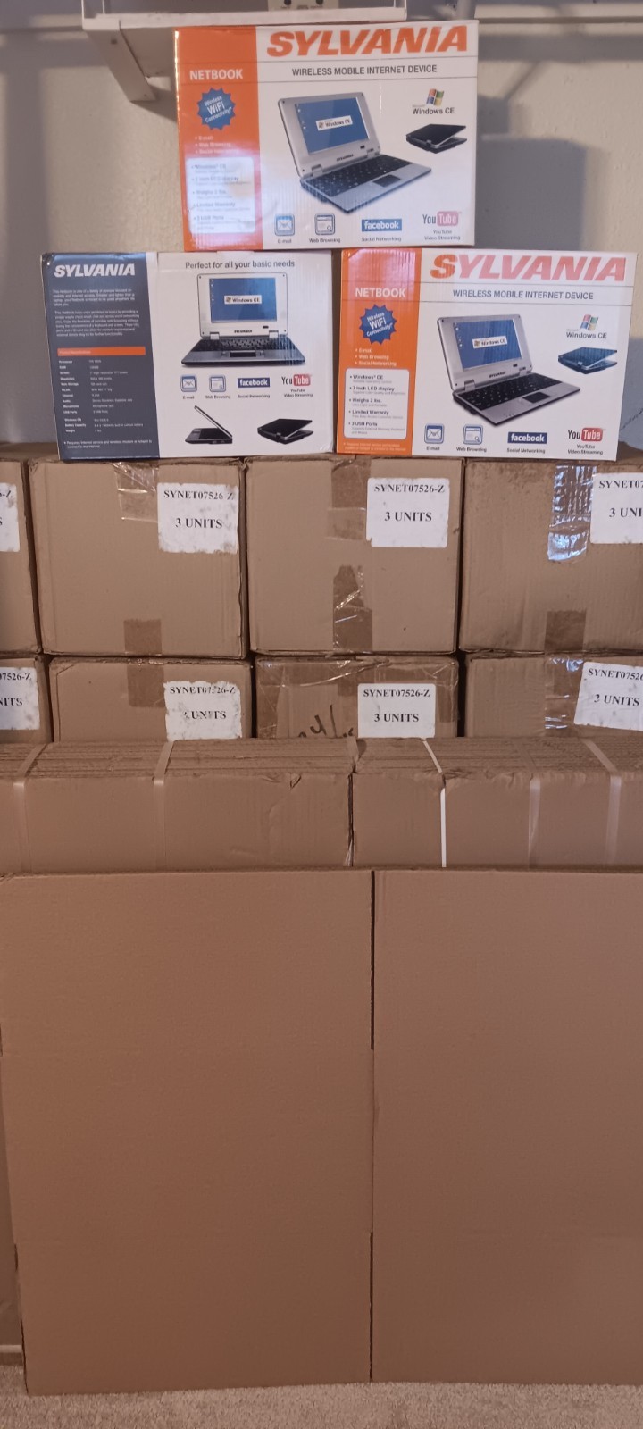 NOS in BOX Sylvania Smartbook SYNET07526 7