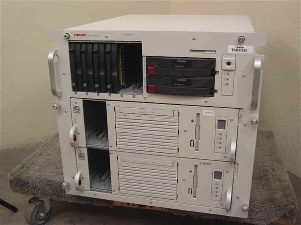Compaq ProLiant CL1850 Rack Mount Cluster Server Multi-Node HP Enterprise