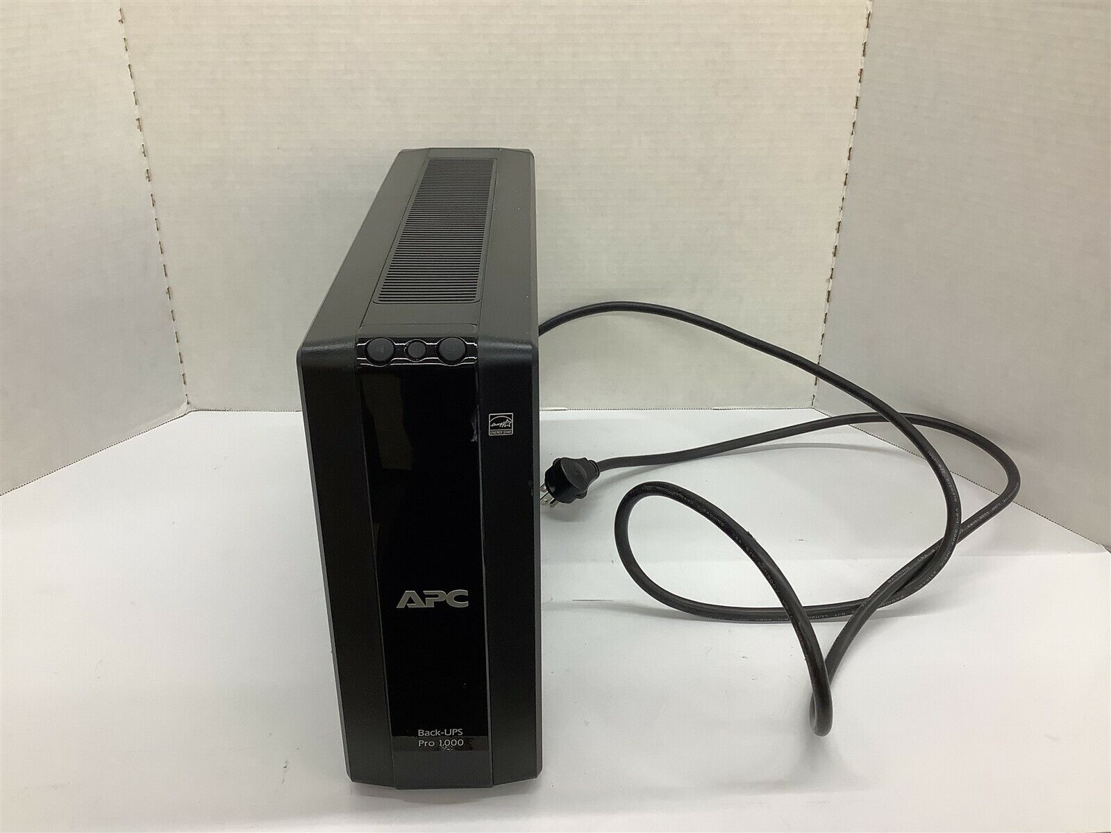 APC Back-UPS Pro 1000 Battery Back-Up System 120 V 12 A 50/60 Hz 600 W 